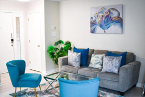 Serene Condo W/ LED Lights In Heart Of Raleigh